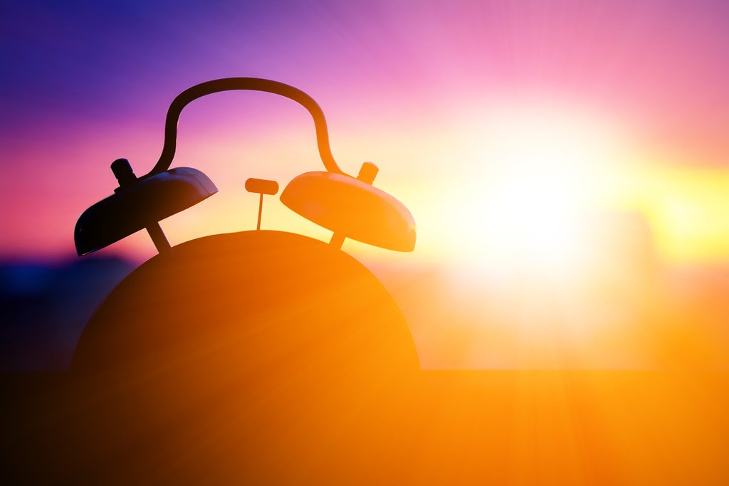 All Natural Practices for Relieving Jet Lag And Getting Back on Track
