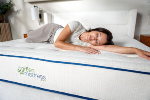 woman-lyng-on-ogranic-my-green-mattress-mattress